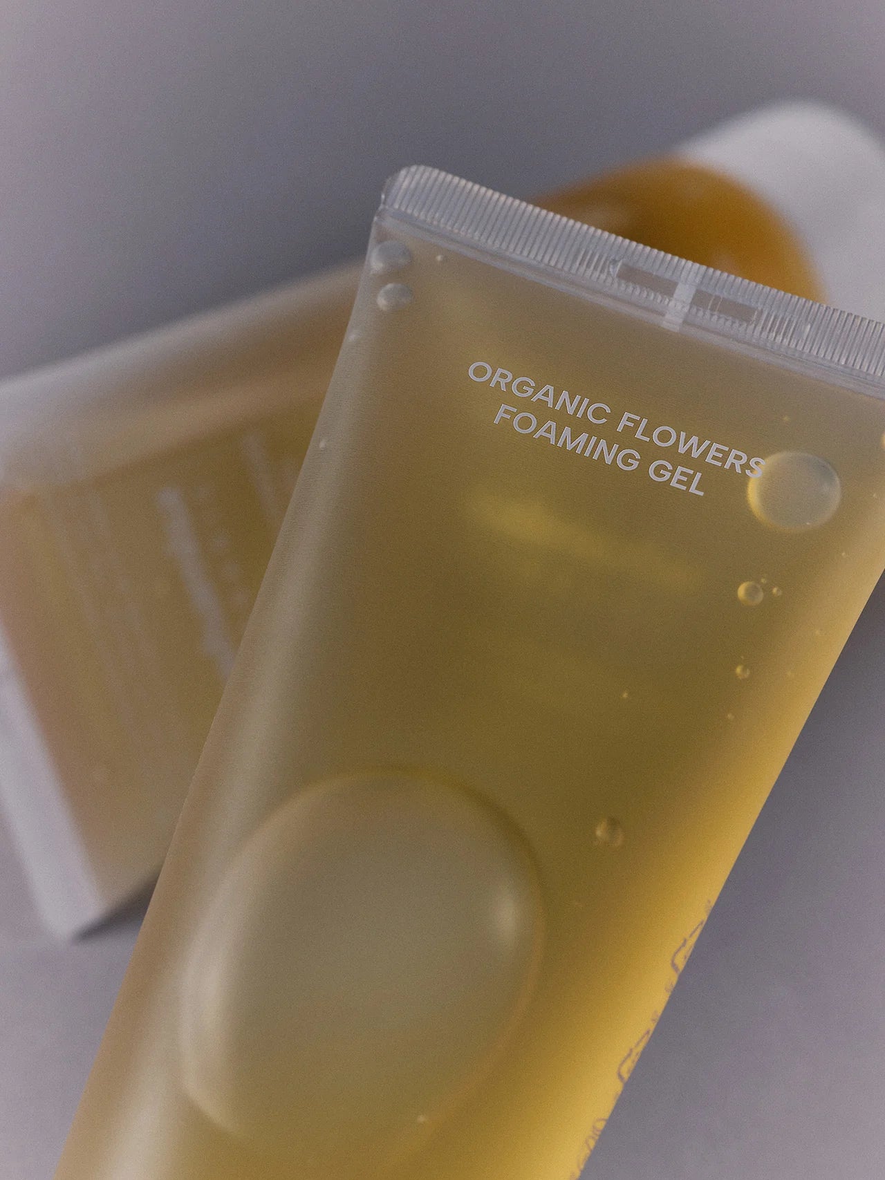 WHAMISA Gel Detergente Schiumogeno Ai Fiori Fermentati Biologici - 200ml