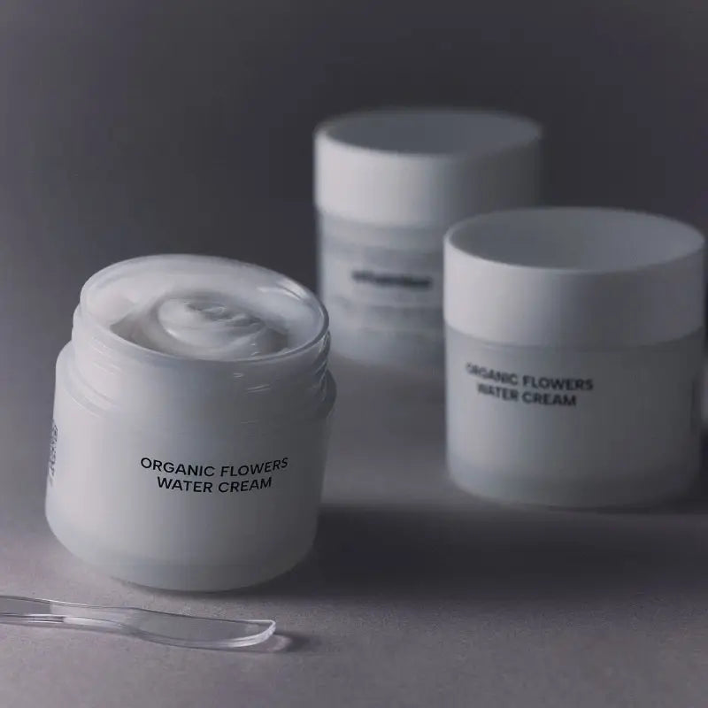 WHAMISA Crema idratante con fiori biologici fermentati