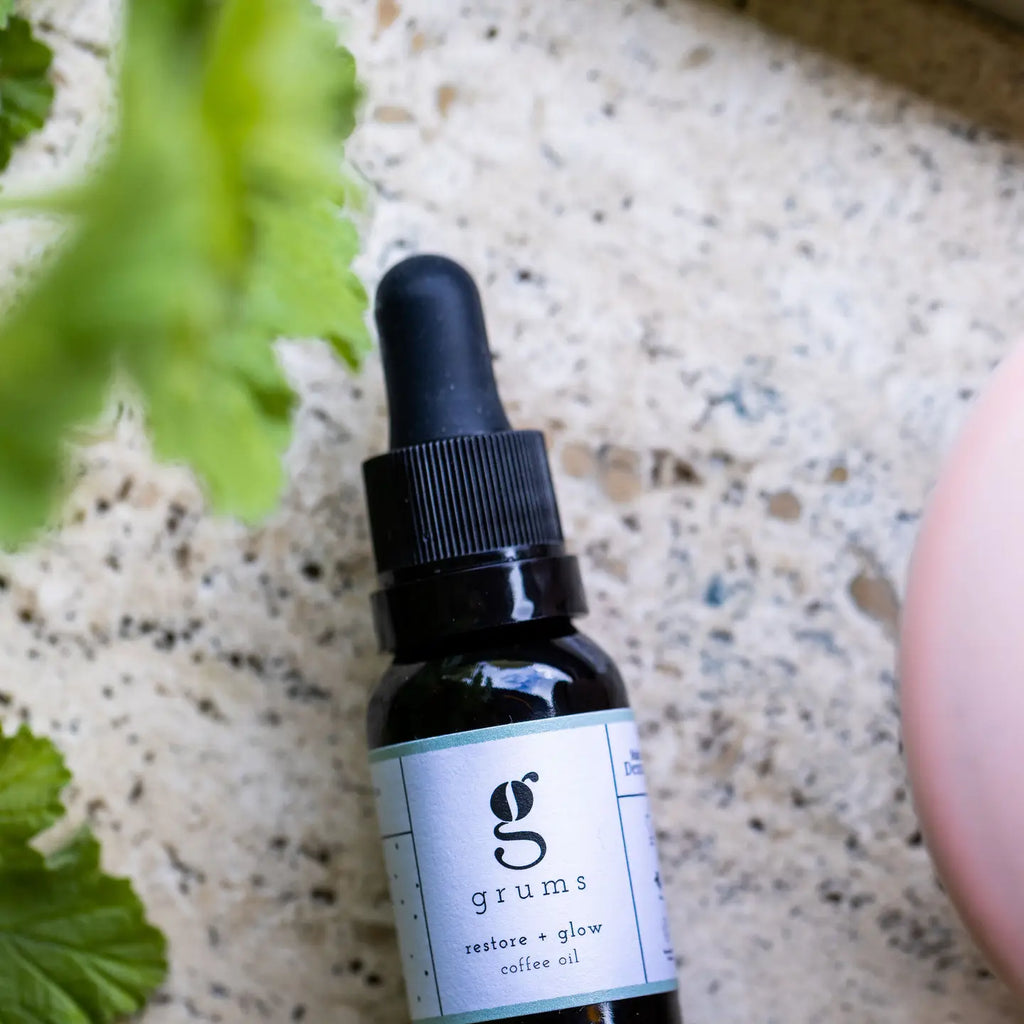 GRUMS Olio al Caffè Ripristina + Illumina 15 ml – Antiossidanti Riciclati Puri